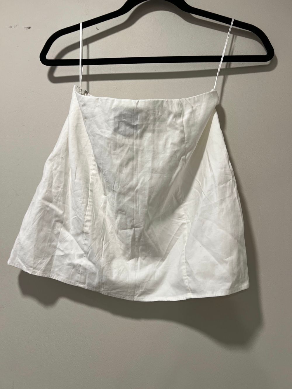 Reformation White Ruffle Scoop Button-Front Set Size 4 - Picture 6 of 9